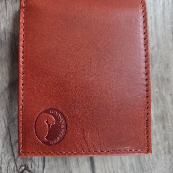 NWT authentic Dooney and Bourke 2 fold wallet - Picture 6 of 7